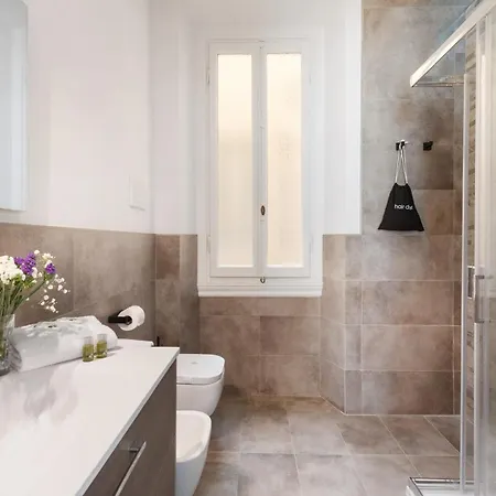 Modena Boutique Daire Floransa